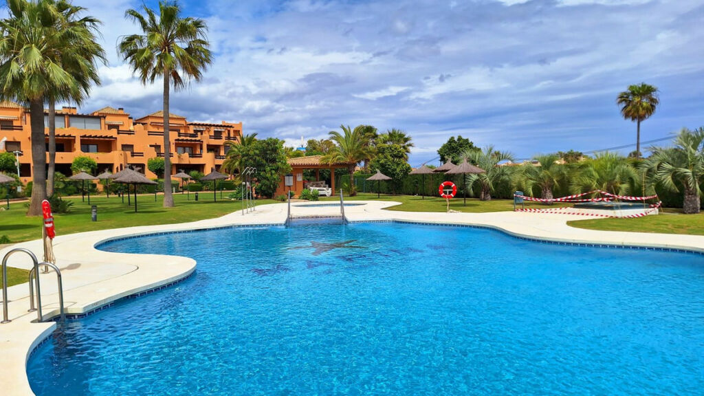Middle Floor Apartment Doña Julia Málaga - image 18