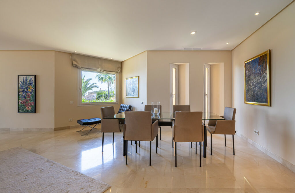 Penthouse The Golden Mile Málaga - image 19
