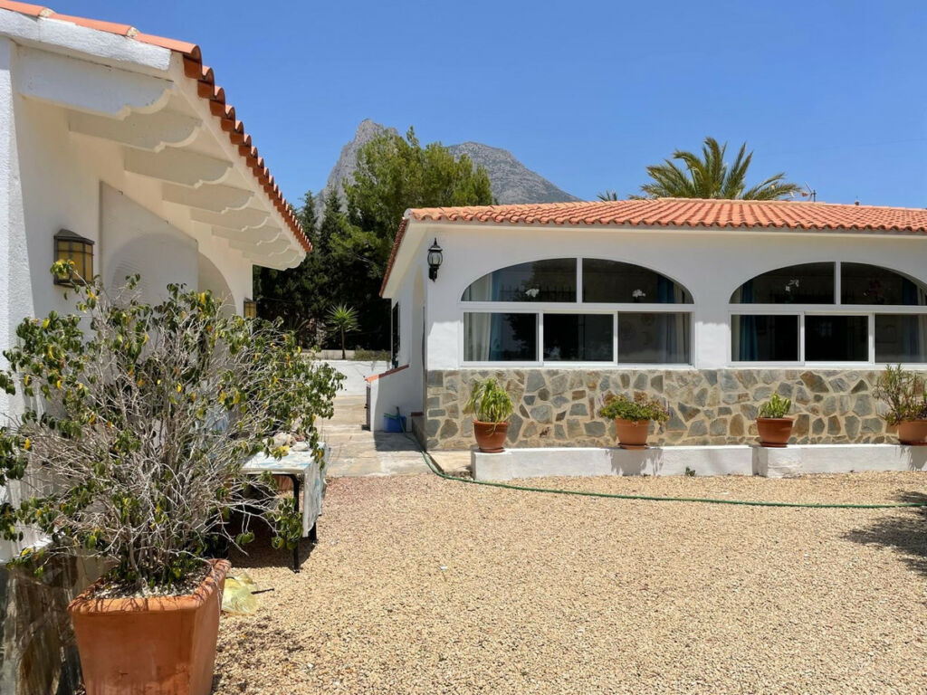 Detached Villa Finestrat Alicante - image 18