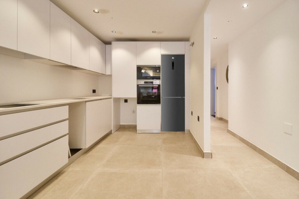 Middle Floor Apartment Fuengirola Málaga - image 19