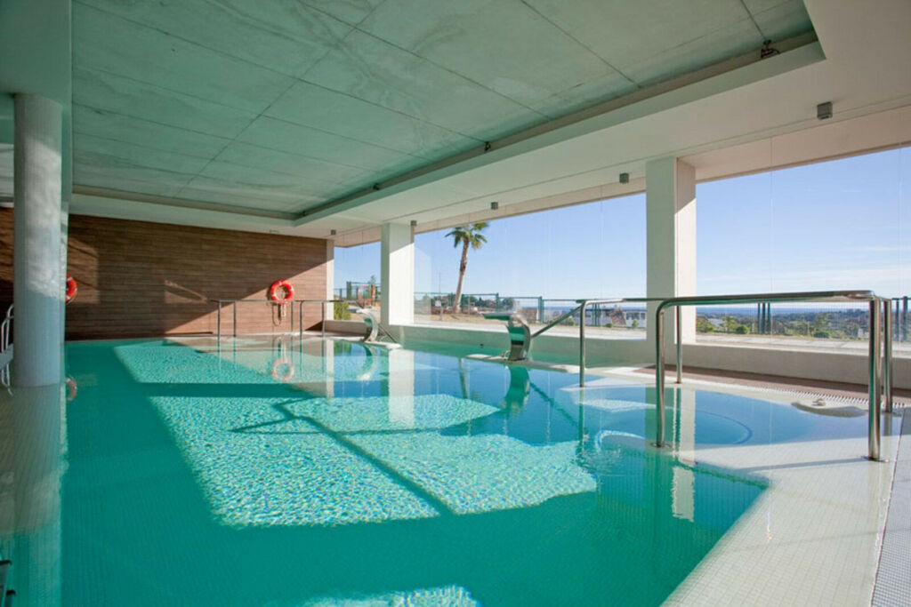 Middle Floor Apartment Benahavís Málaga - image 19