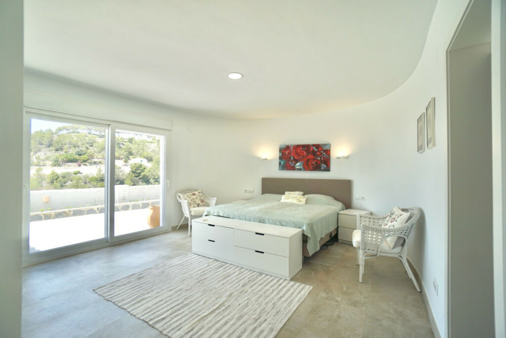 Detached Villa Montemar Alicante - image 19