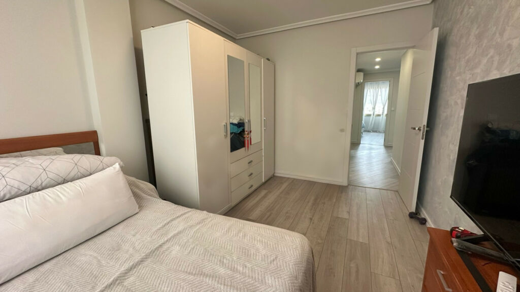 Middle Floor Apartment Guardamar del Segura Alicante - image 19