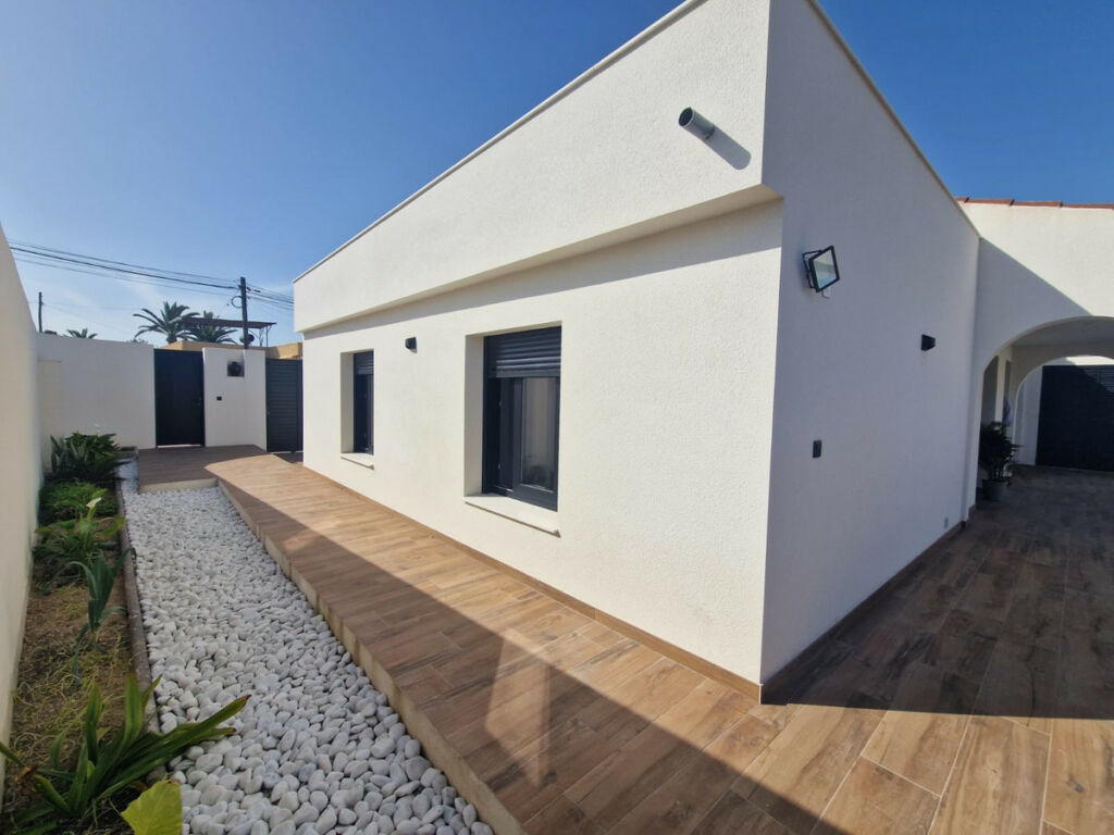 Detached Villa Los Balcones Alicante - image 19
