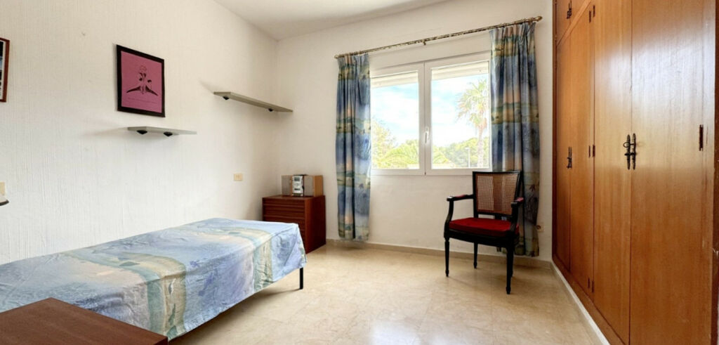 Detached Villa La Zenia Alicante - image 19