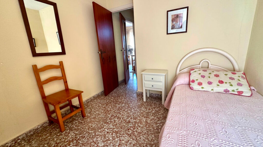Middle Floor Apartment Guardamar del Segura Alicante - image 19
