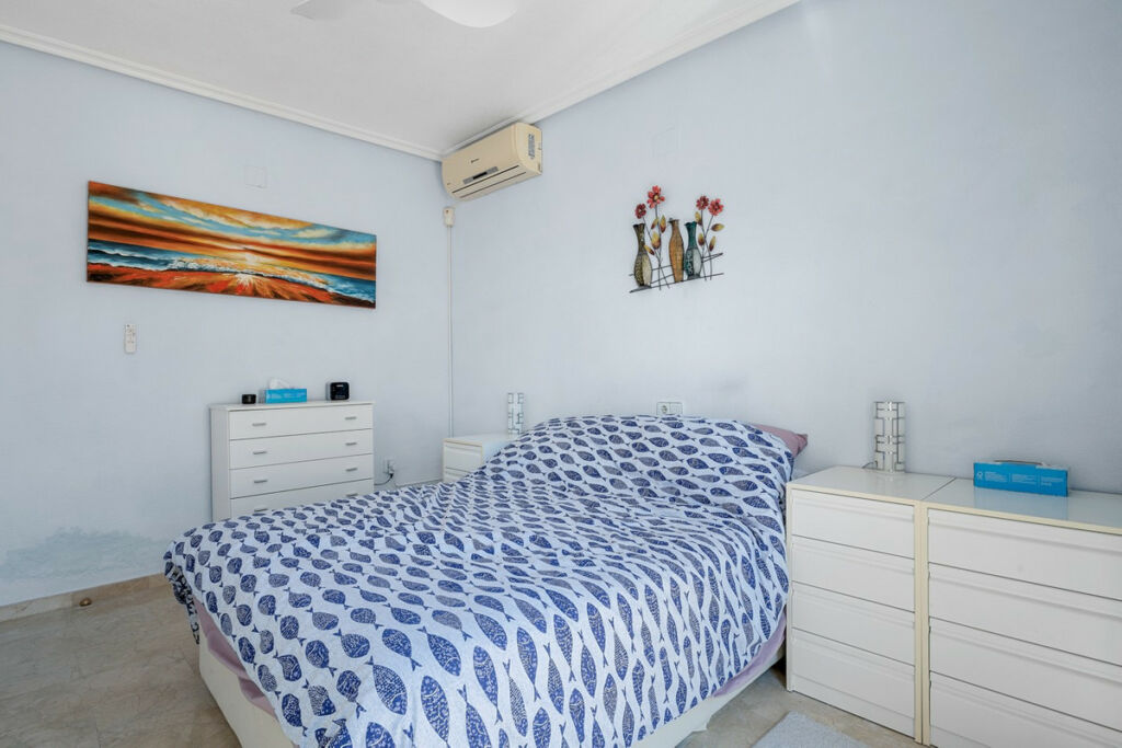Detached Villa Orihuela Costa Alicante - image 19