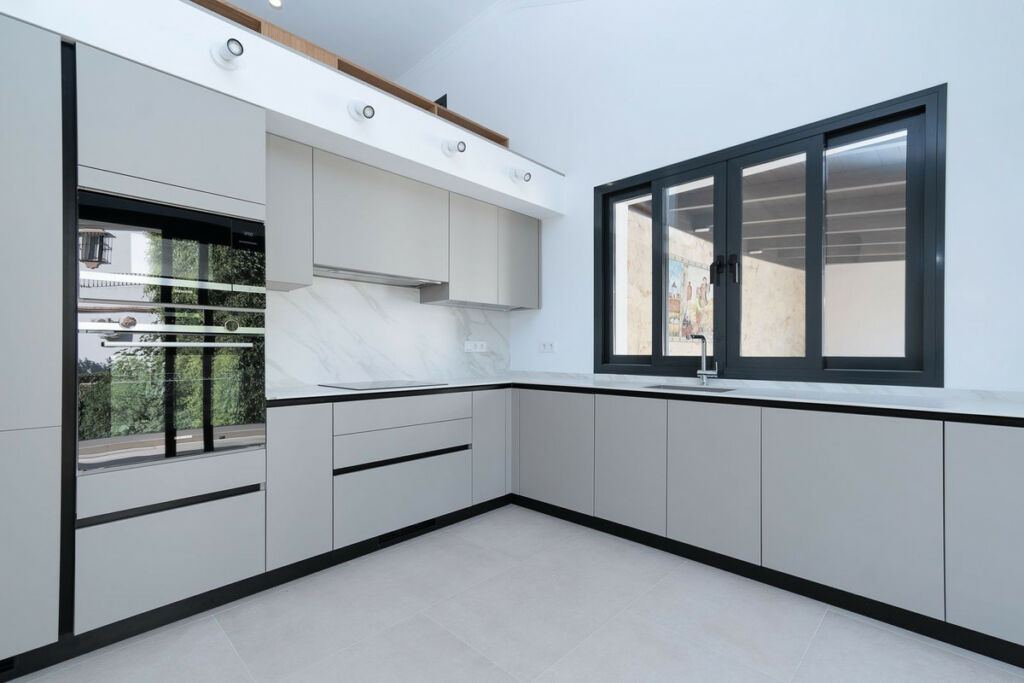 Detached Villa Marbella Málaga - image 19