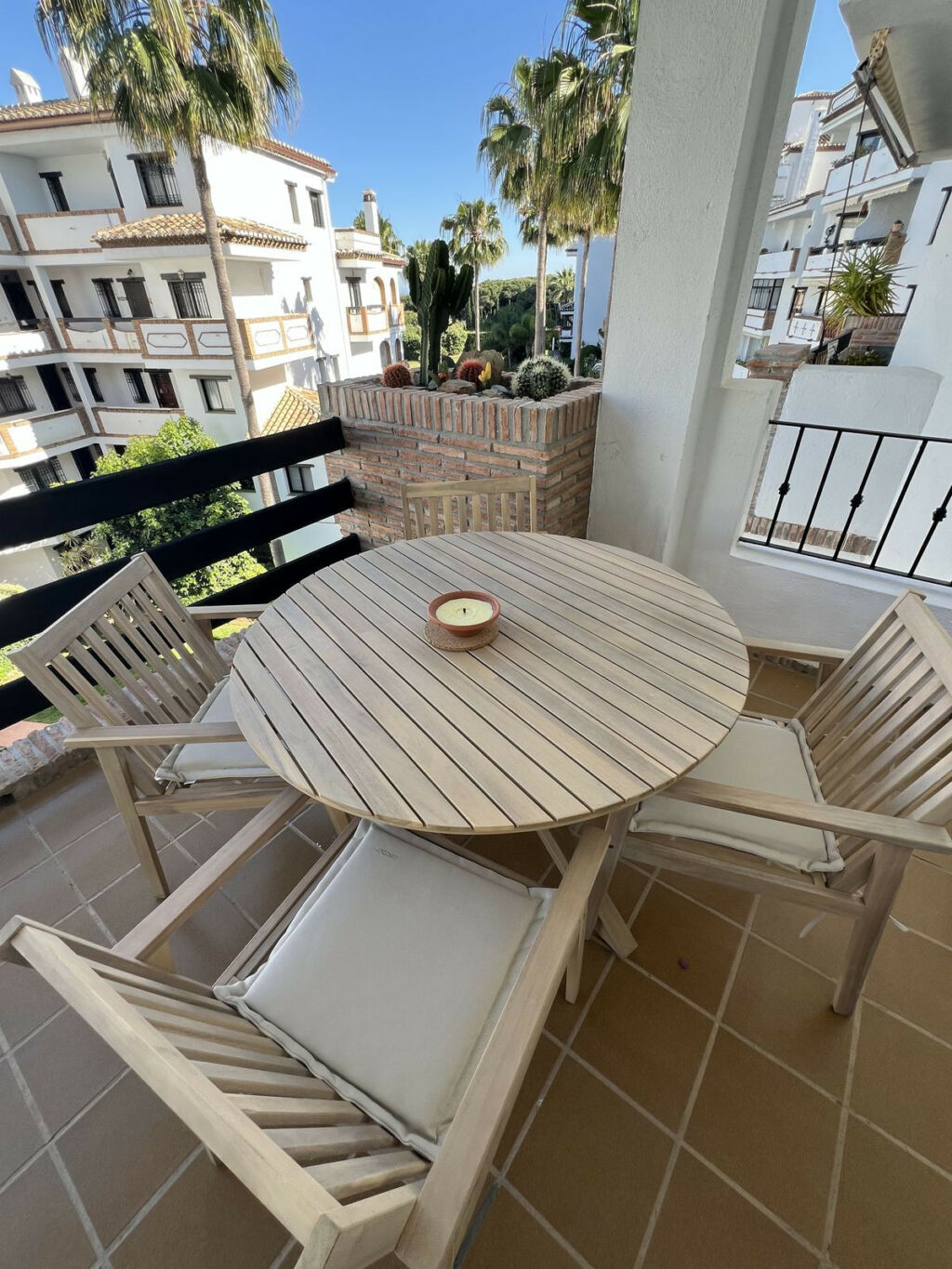 Middle Floor Apartment Calahonda Málaga - image 19
