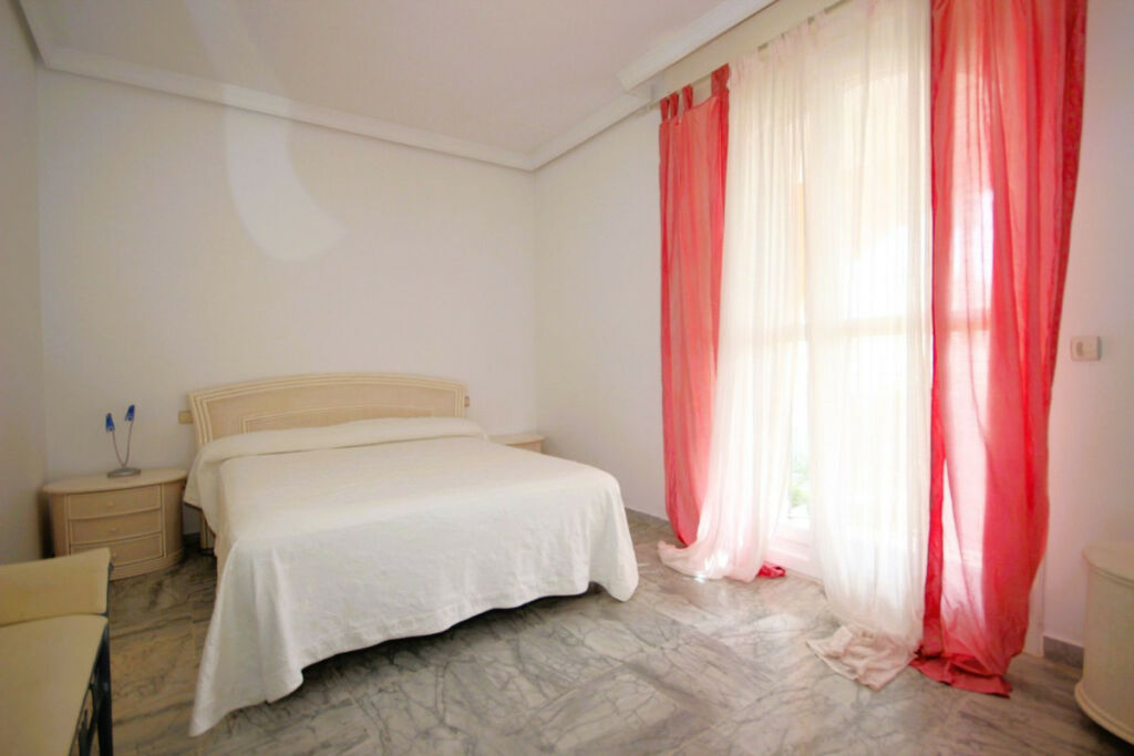 Townhouse Bahía de Marbella Málaga - image 19