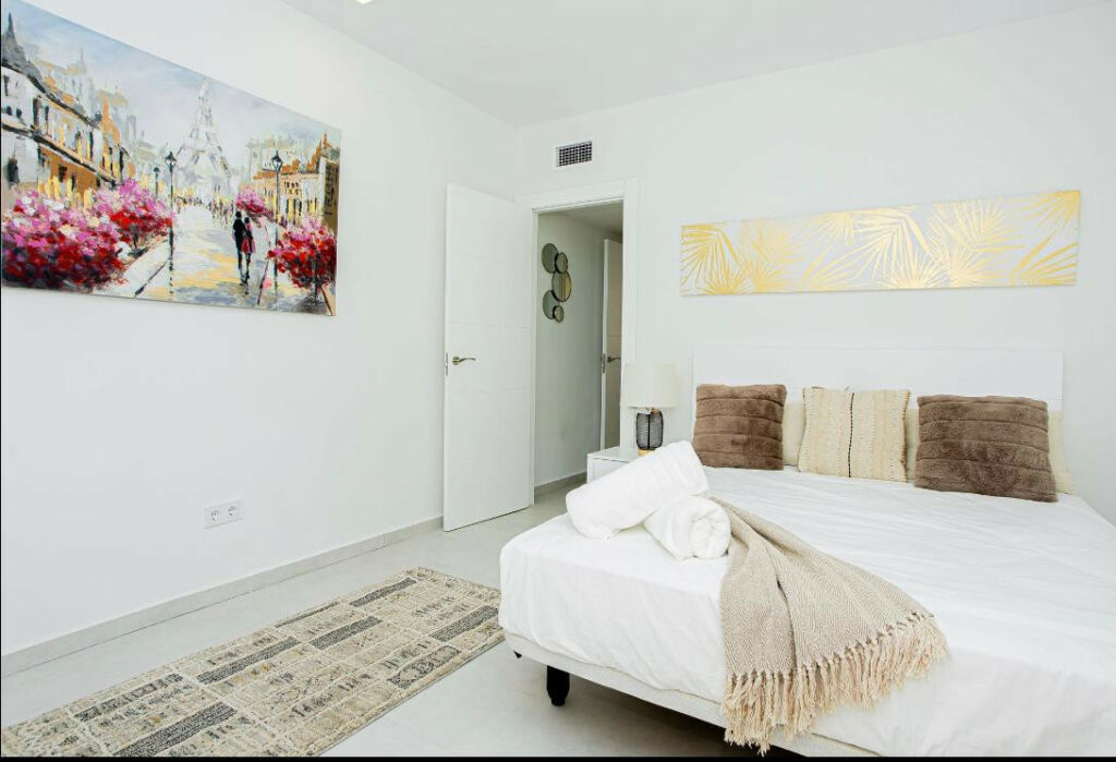 Townhouse Aloha Málaga - image 18