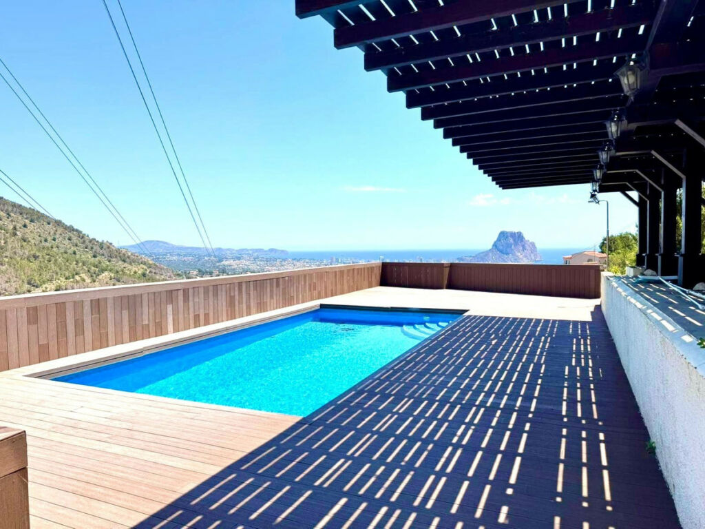 Detached Villa Calpe Alicante - image 2