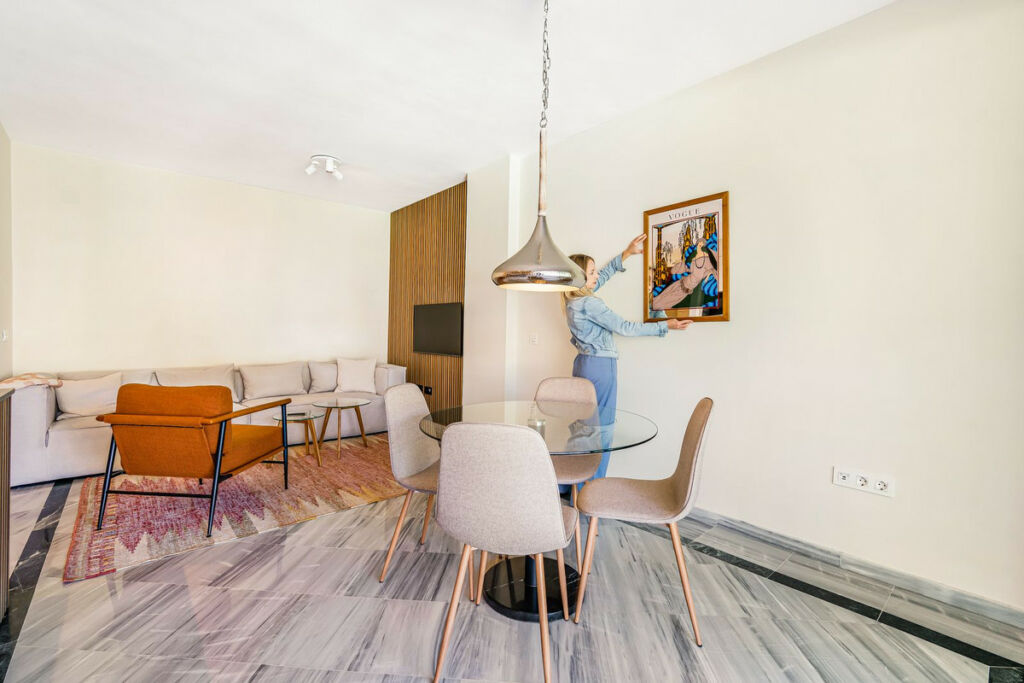 Middle Floor Apartment Marbella Málaga - image 2