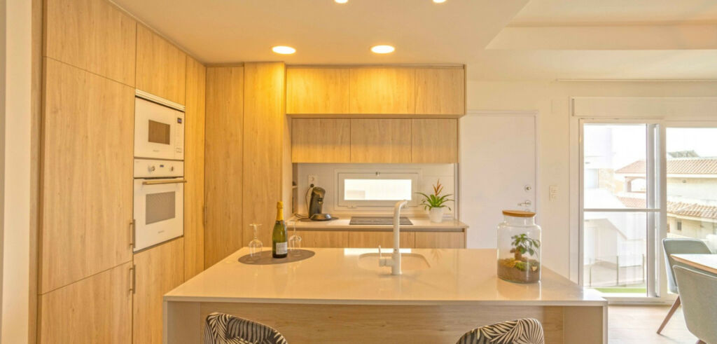 Penthouse Villamartin Alicante - image 2