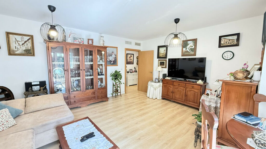 Ground Floor Apartment Estepona Málaga - image 4