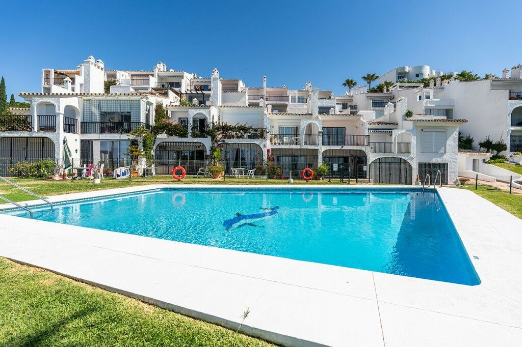 Penthouse Duplex Calahonda Málaga - image 2