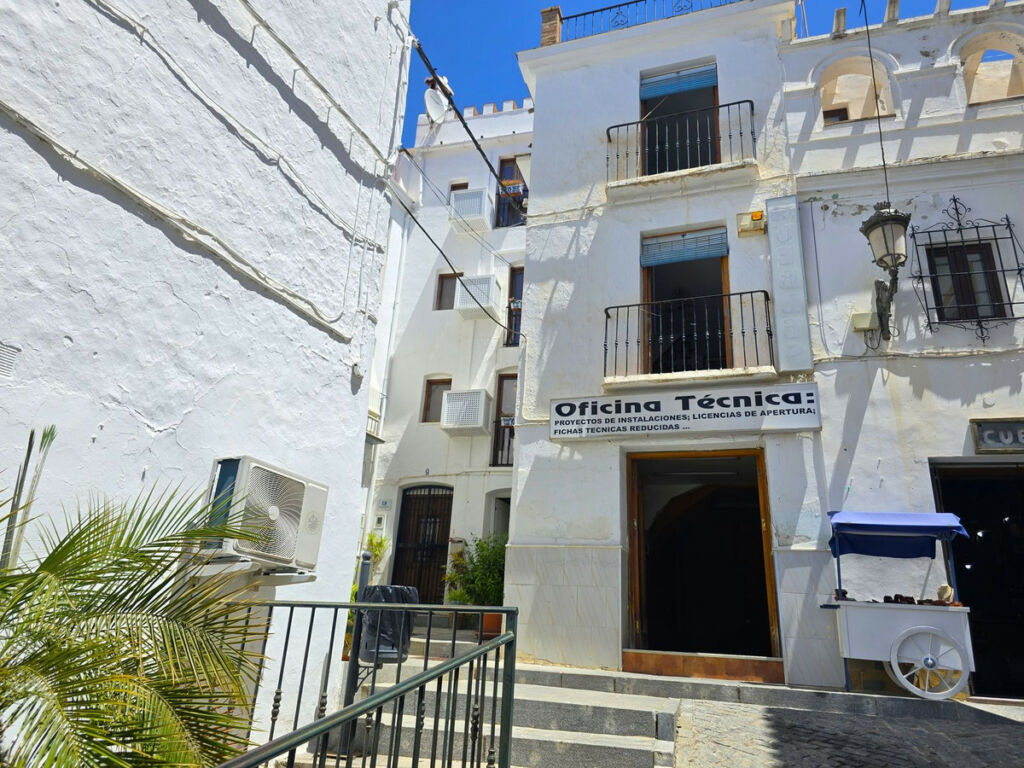 Townhouse Cómpeta Málaga - image 2