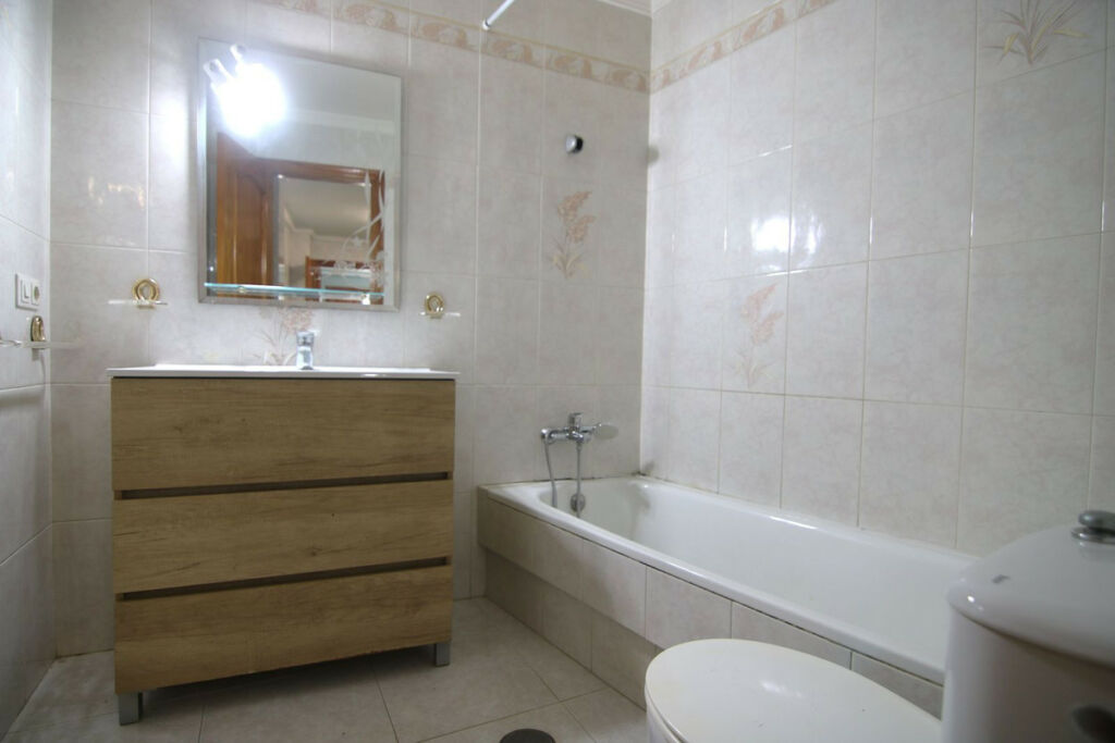 Semi-Detached House Coín Málaga - image 2