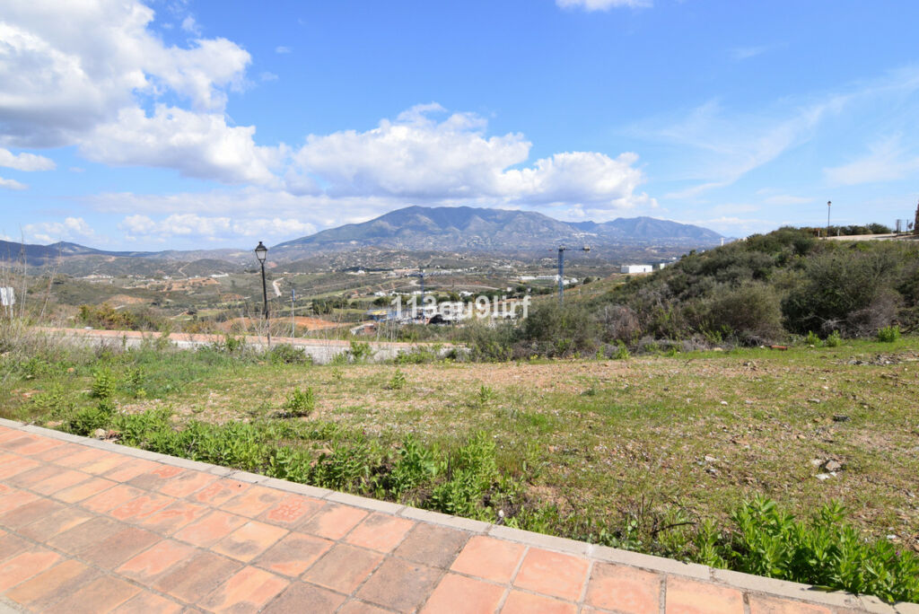 Residential Plot La Cala Golf Málaga - image 2