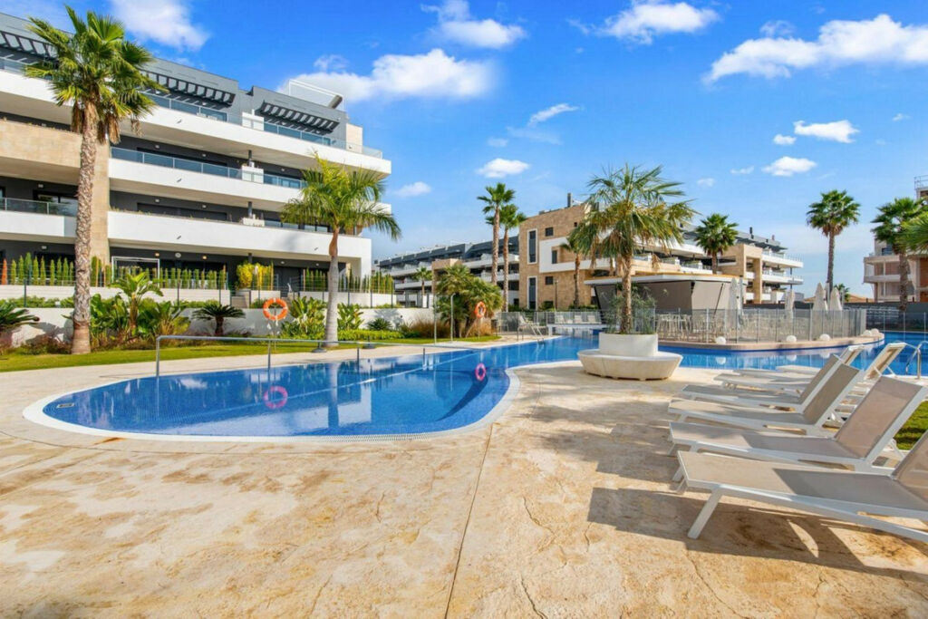 Ground Floor Apartment Playa Flamenca Alicante - image 2