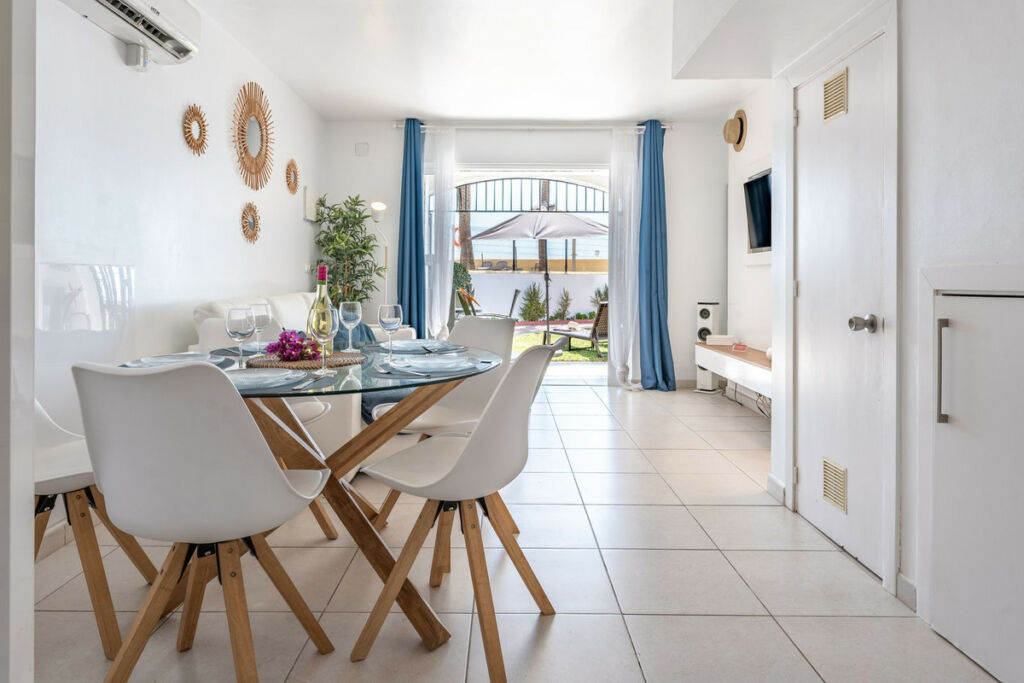 Townhouse Calahonda Málaga - image 2