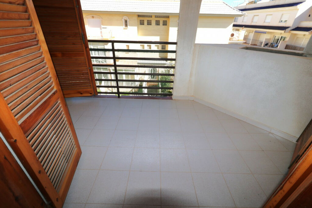 Middle Floor Apartment Mar Azul Alicante - image 2