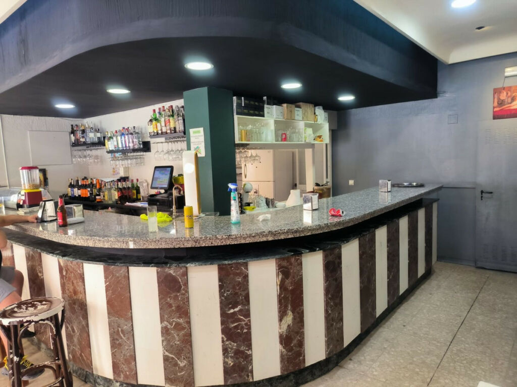 Bar Fuengirola Málaga - image 2