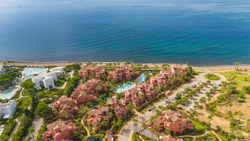 Penthouse Duplex Estepona Málaga - image 2