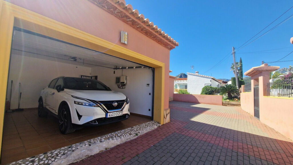 Detached Villa Orba Alicante - image 2