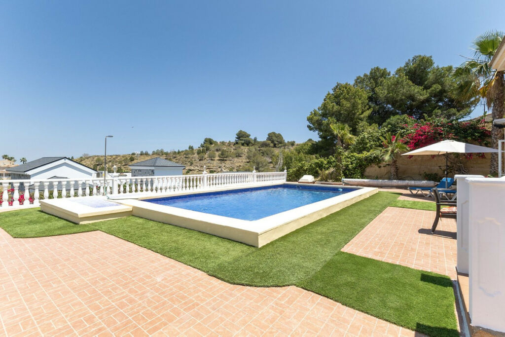 Detached Villa Algorfa Alicante - image 2