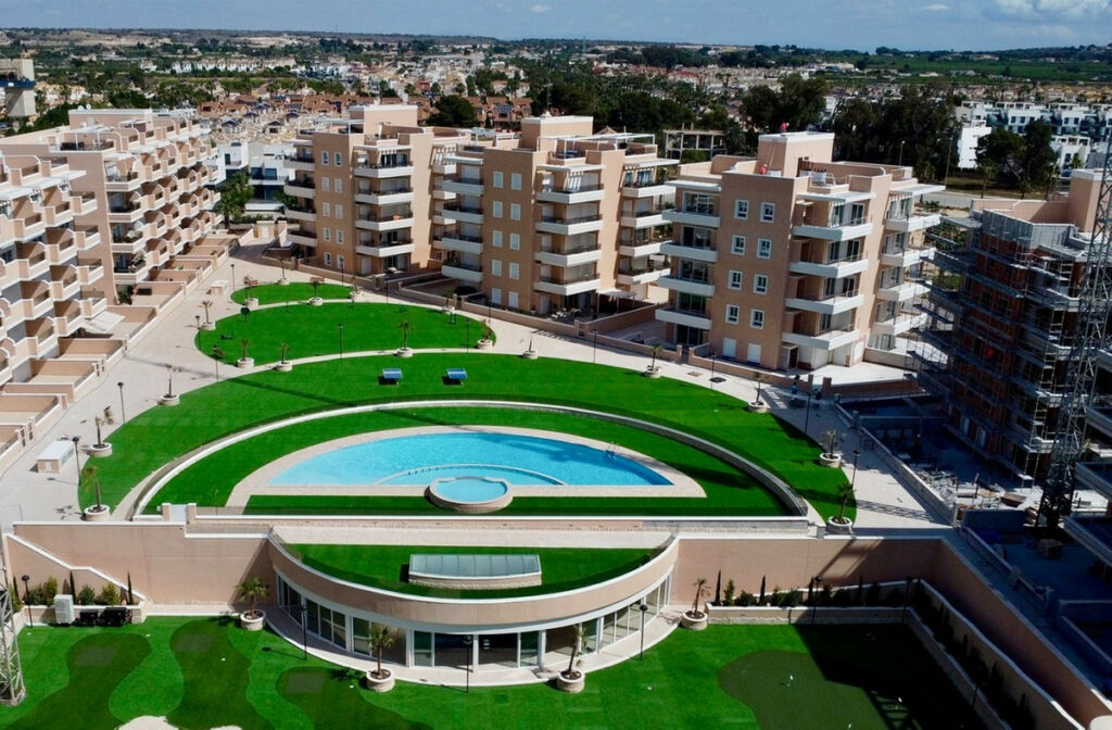 Middle Floor Apartment Guardamar del Segura Alicante - image 2
