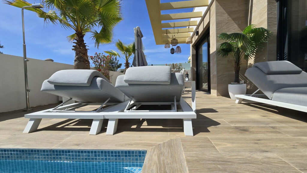Detached Villa Los Montesinos Alicante - image 2