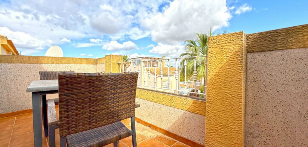Semi-Detached House Los Altos Alicante - image 2