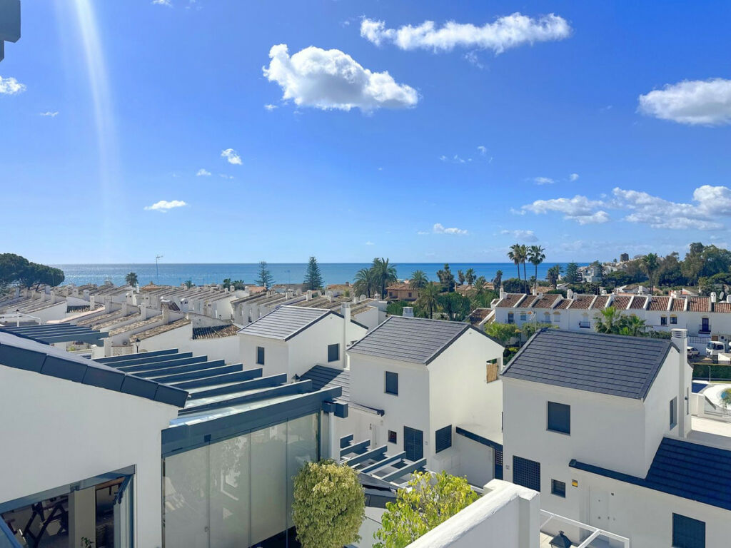 Penthouse Estepona Málaga - image 4