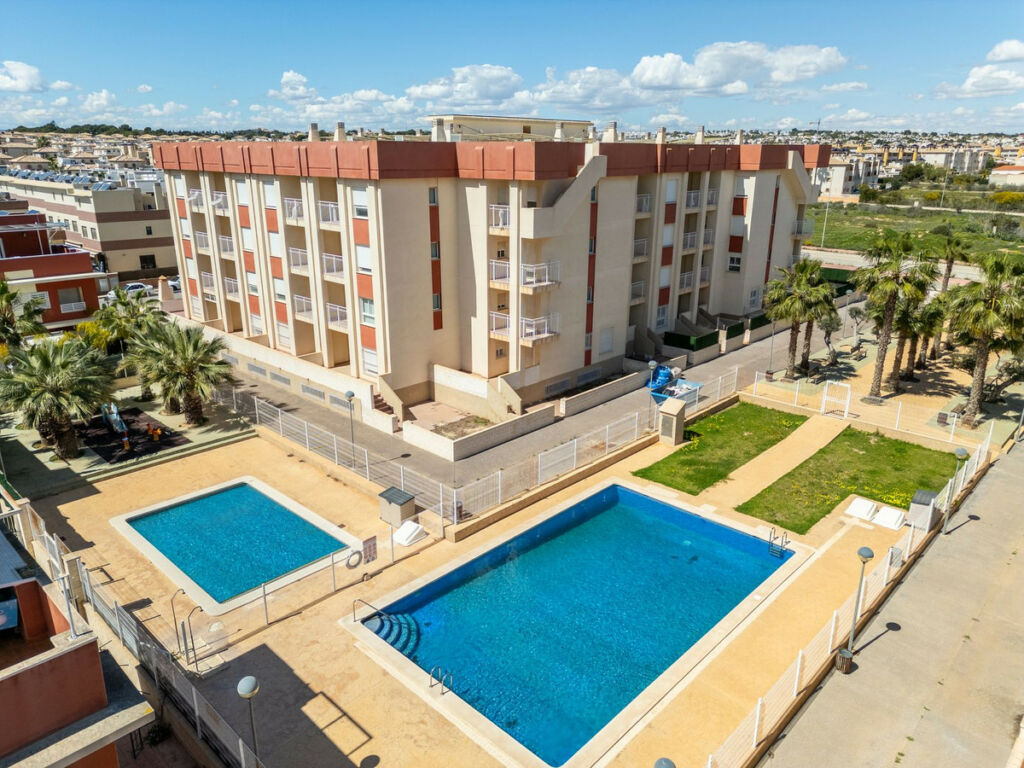 Ground Floor Apartment Lomas de Cabo Roig Alicante - image 2