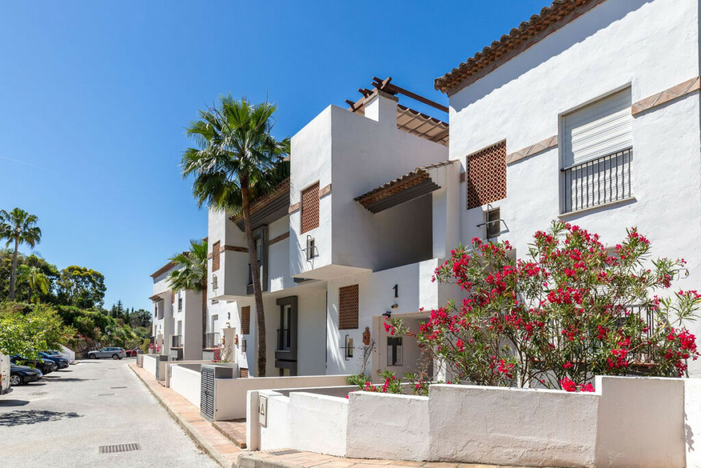 Penthouse Los Arqueros Málaga - image 2