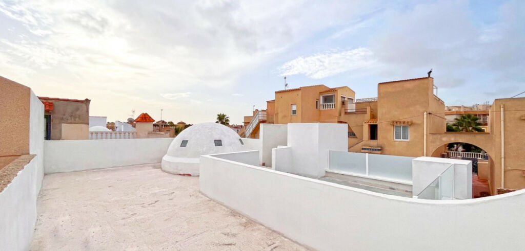 Bungalow Playa Flamenca Alicante - image 2