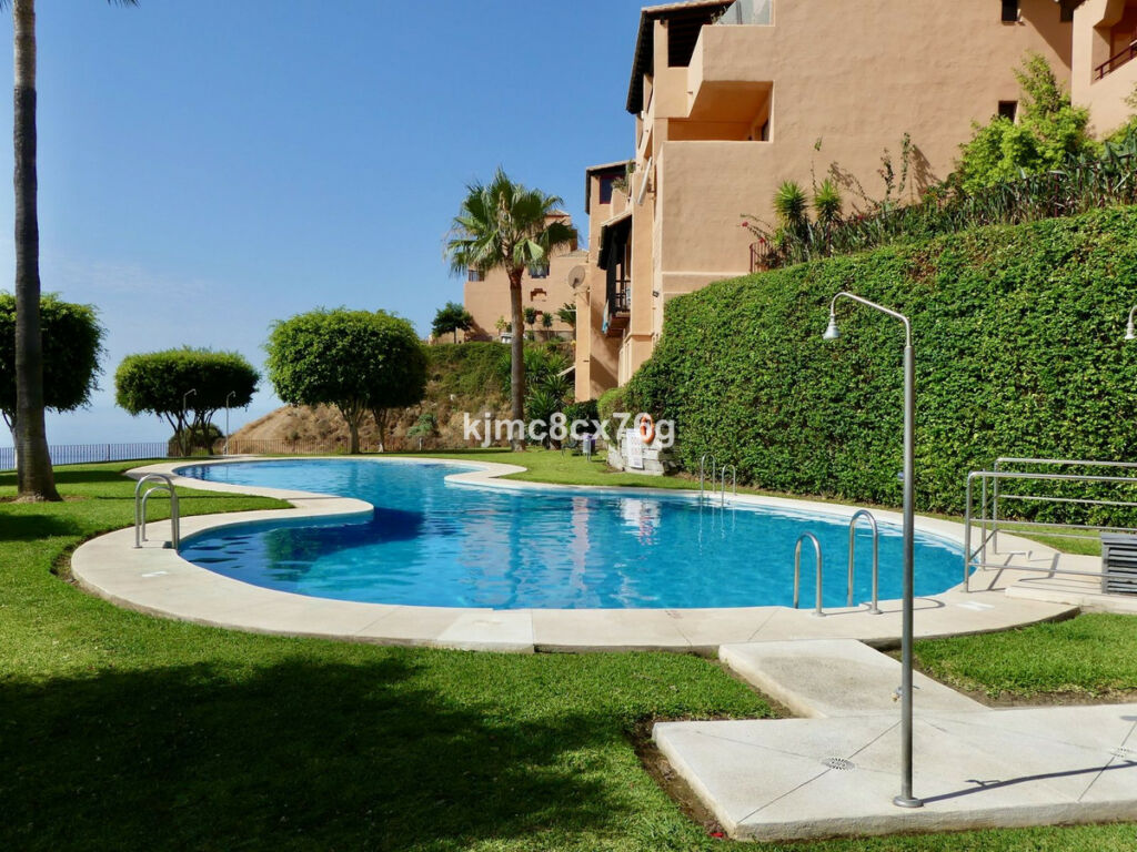 Duplex Calahonda Málaga - image 2