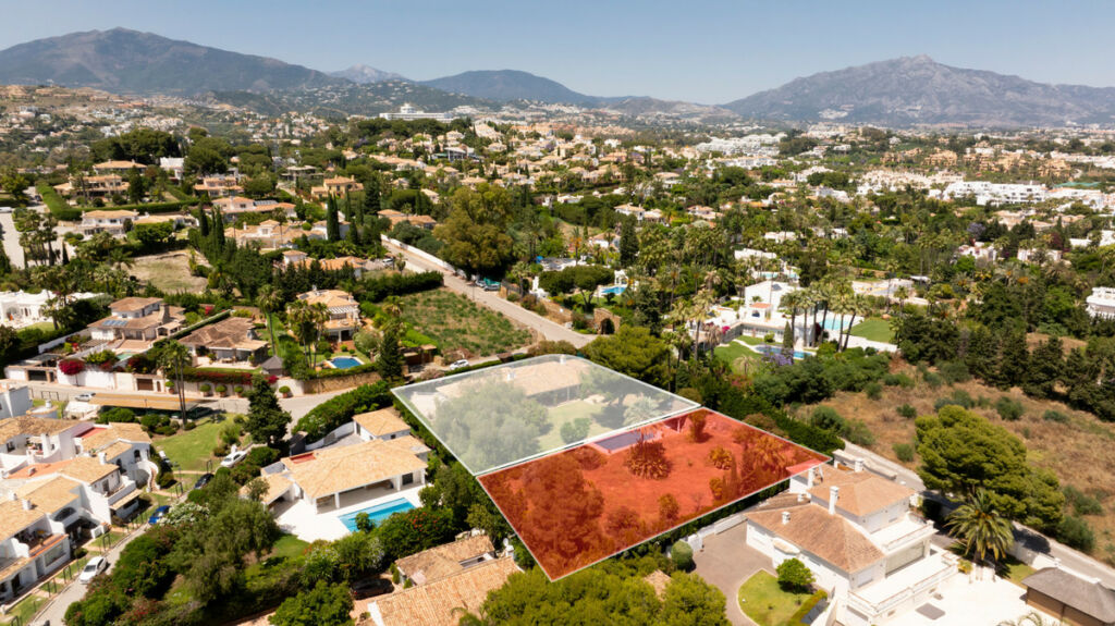 Land El Paraiso Málaga - image 2
