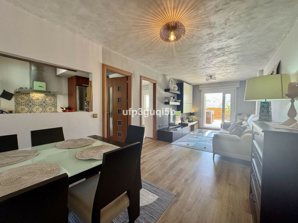 Middle Floor Apartment Torrequebrada Málaga - image 2