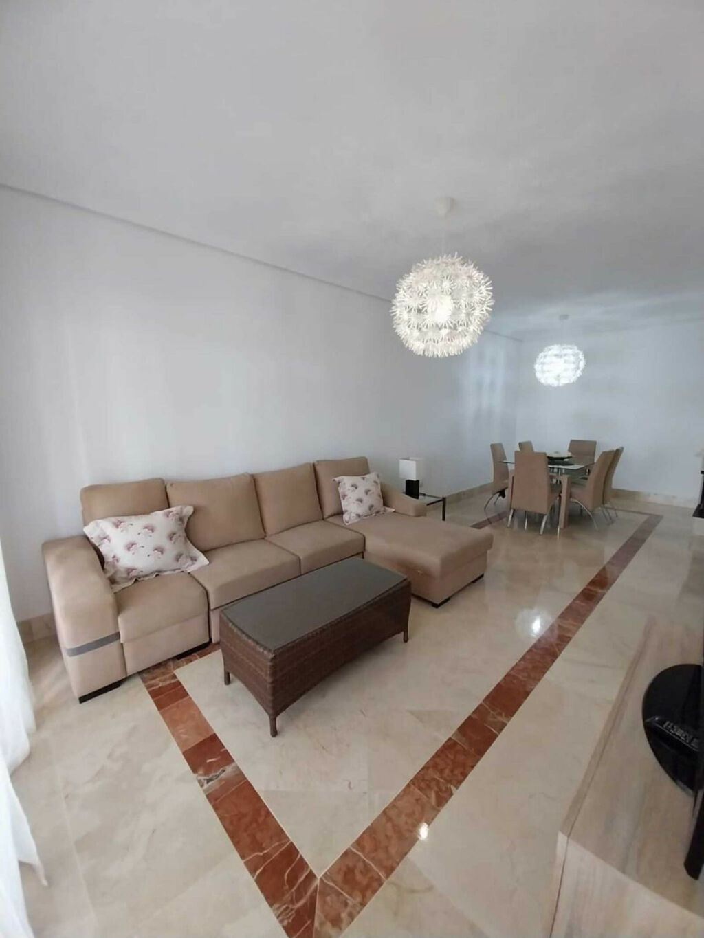 Ground Floor Apartment Sotogrande Cádiz - image 2