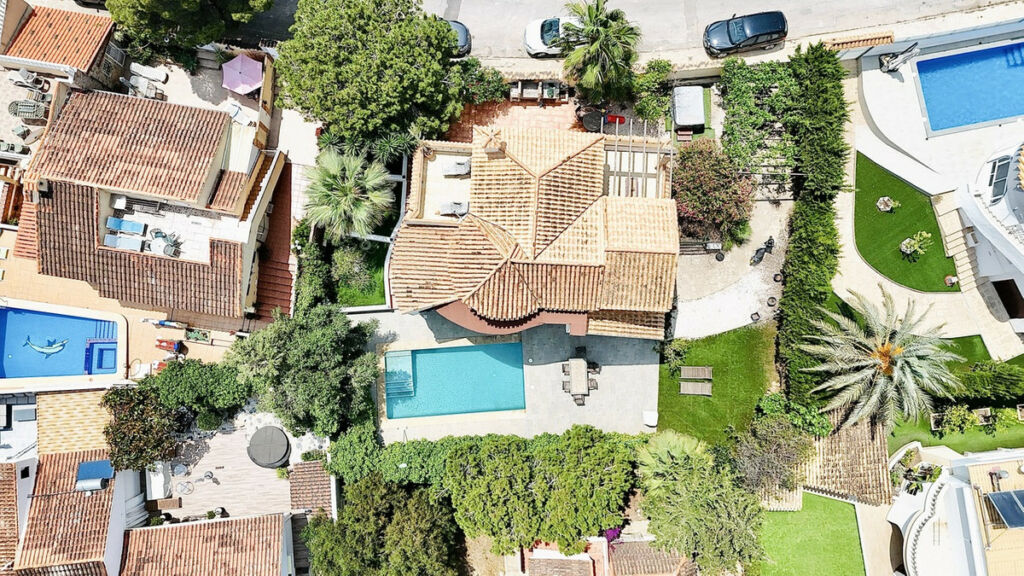Detached Villa La Zenia Alicante - image 3