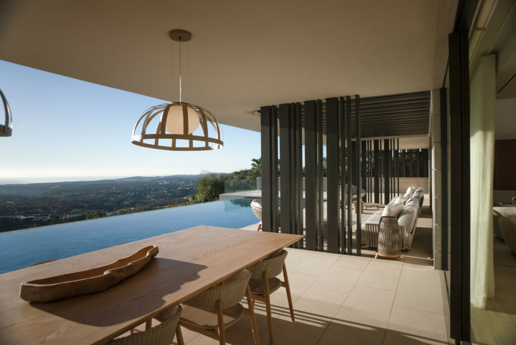 Detached Villa Sotogrande Cádiz - image 2