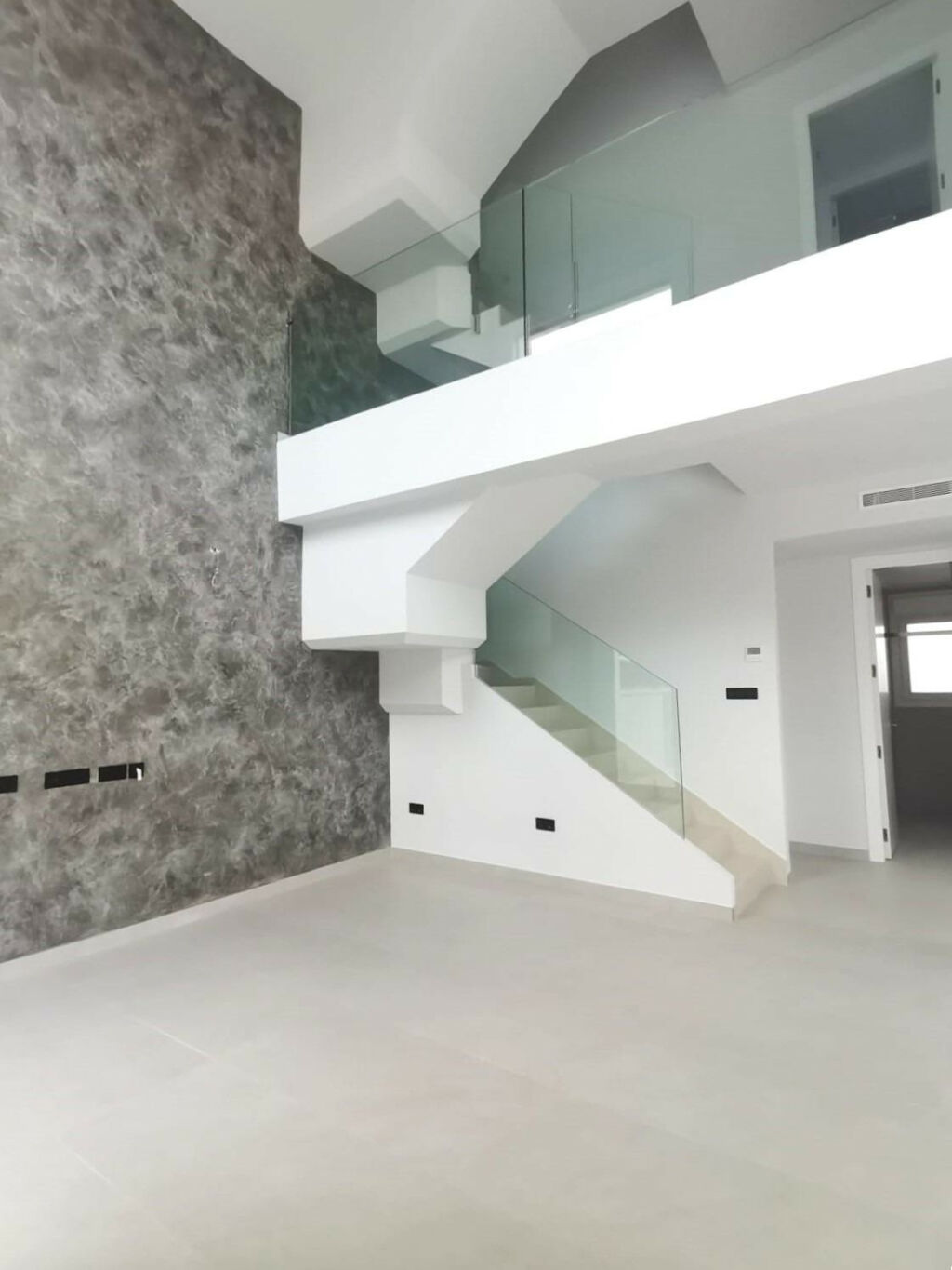 Detached Villa Los Montesinos Alicante - image 2