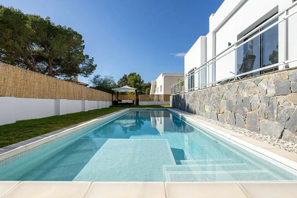 Detached Villa Altea Alicante - image 2
