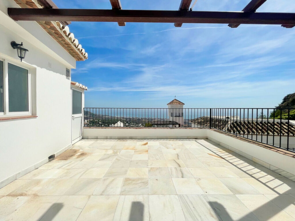 Penthouse Duplex Mijas Málaga - image 2