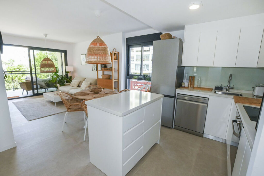 Middle Floor Apartment Calpe Alicante - image 2