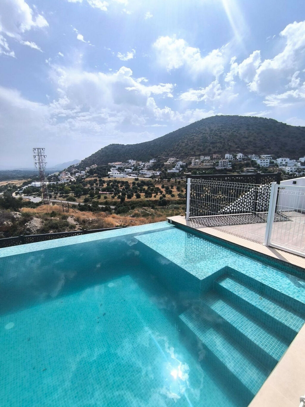 Detached Villa Coín Málaga - image 2