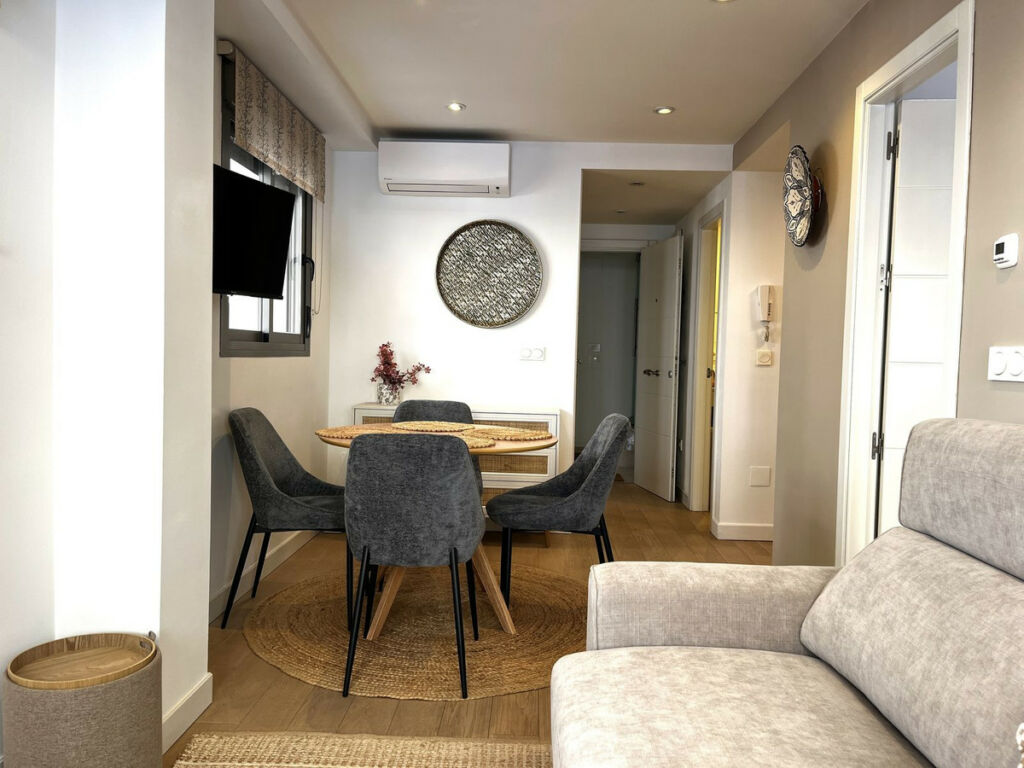 Ground Floor Apartment Estepona Málaga - image 2