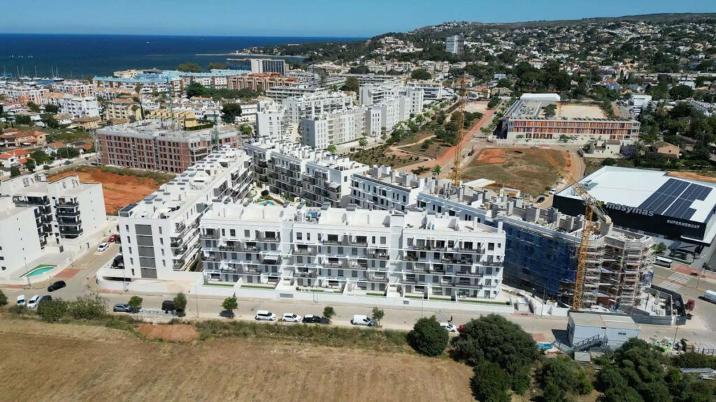 Top Floor Apartment Denia Alicante - image 2